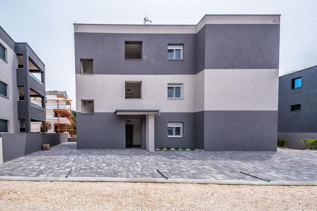 Apartments By The Sea Vir - 18881 Extérieur photo